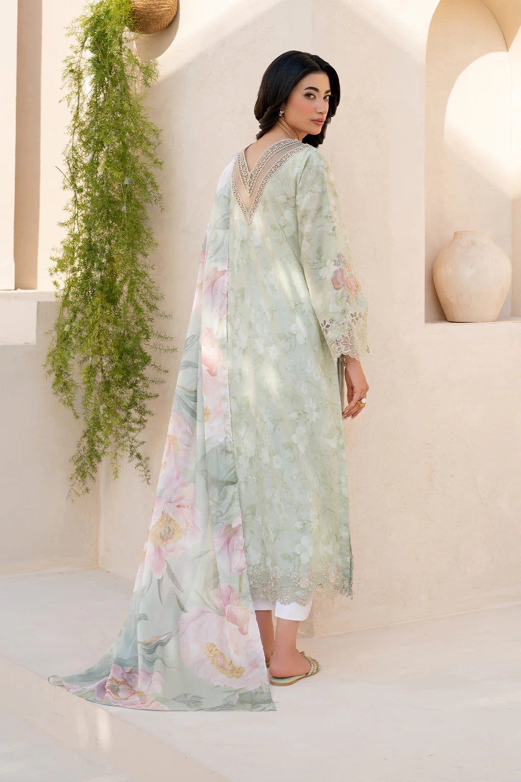 EFL-07 Embroidered Lawn