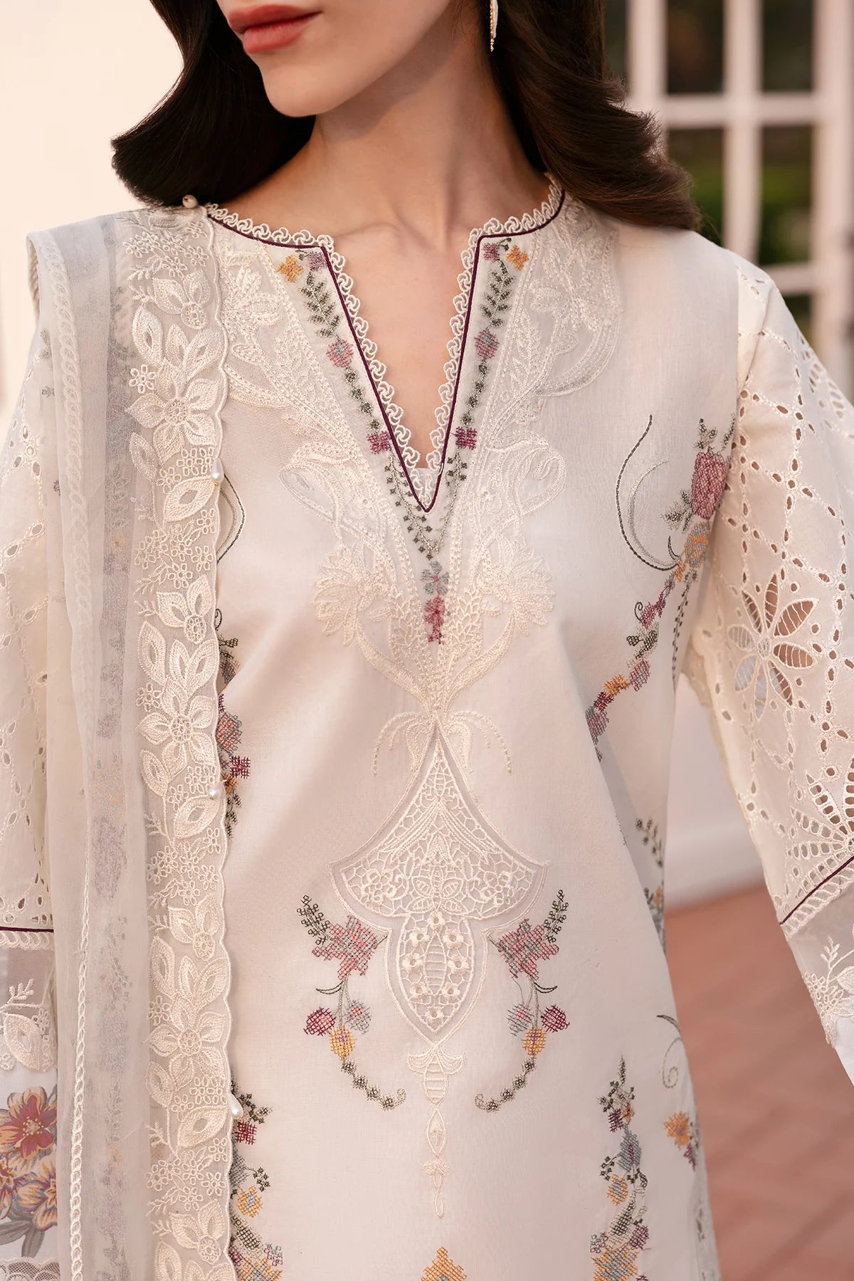 Baroque EMBROIDERED LAWN EL-D06